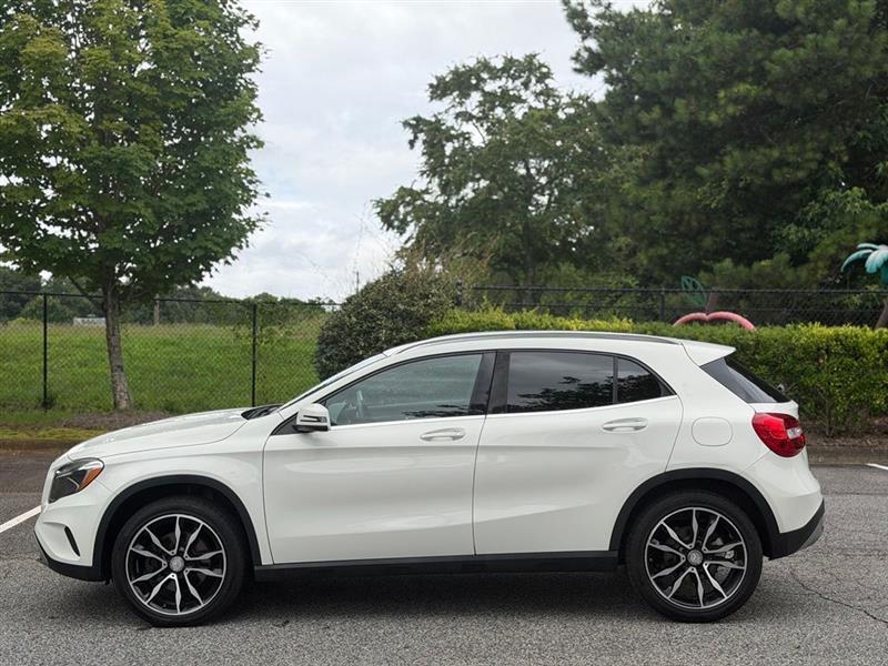 Mercedes-Benz GLA FWD 4dr GLA 250 2016