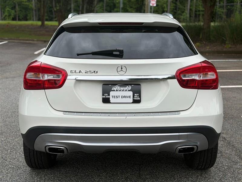 Mercedes-Benz GLA FWD 4dr GLA 250 2016