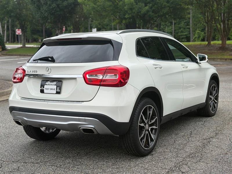 Mercedes-Benz GLA FWD 4dr GLA 250 2016