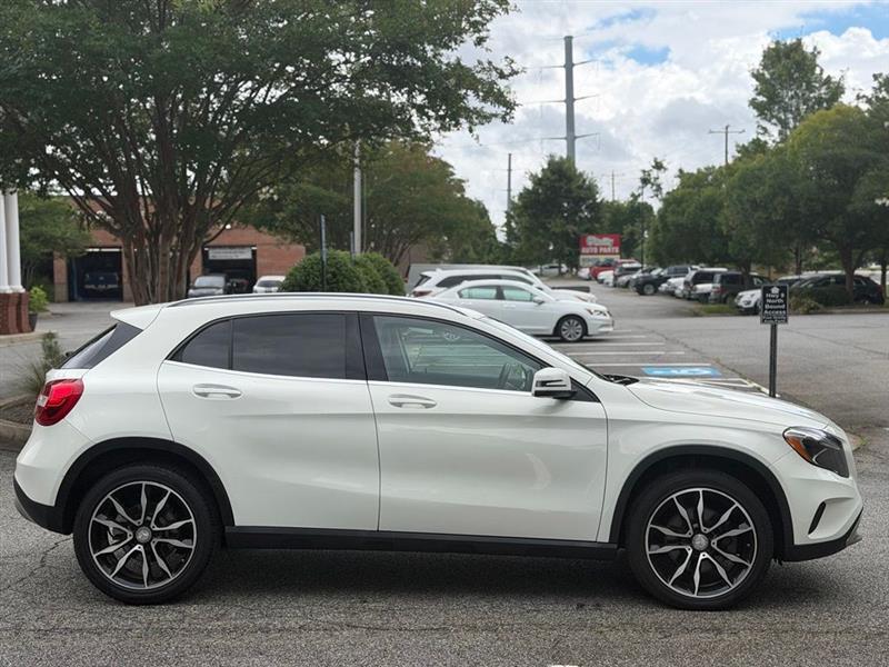 Mercedes-Benz GLA FWD 4dr GLA 250 2016