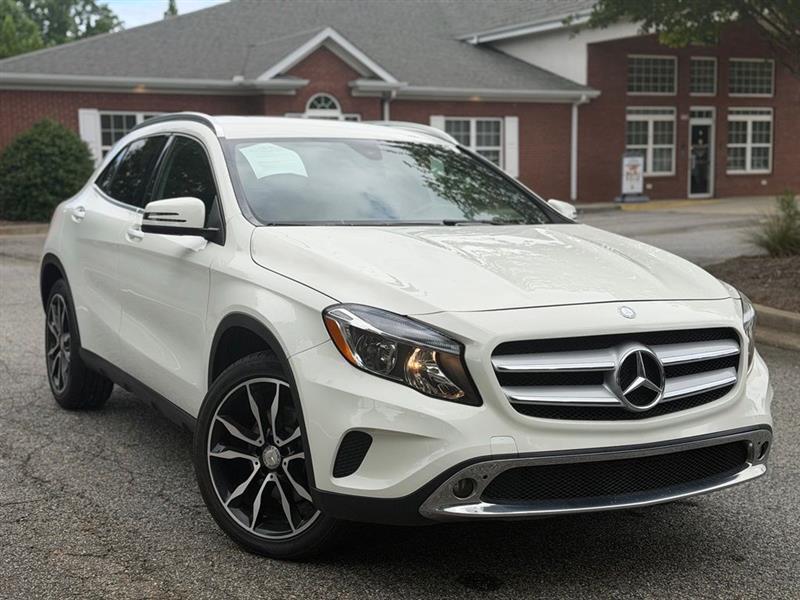 Mercedes-Benz GLA FWD 4dr GLA 250 2016