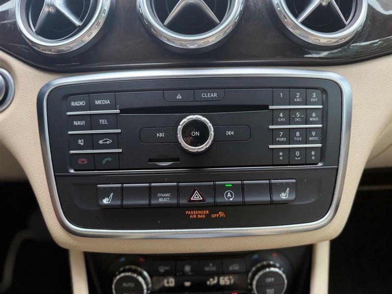 Mercedes-Benz GLA FWD 4dr GLA 250 2016