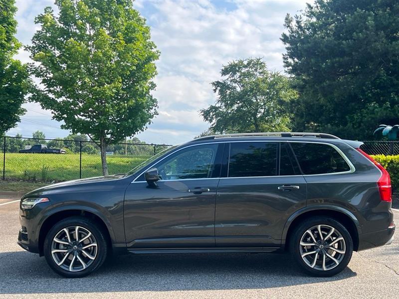 Volvo XC90 T6 AWD 7-Passenger Momentum 2018