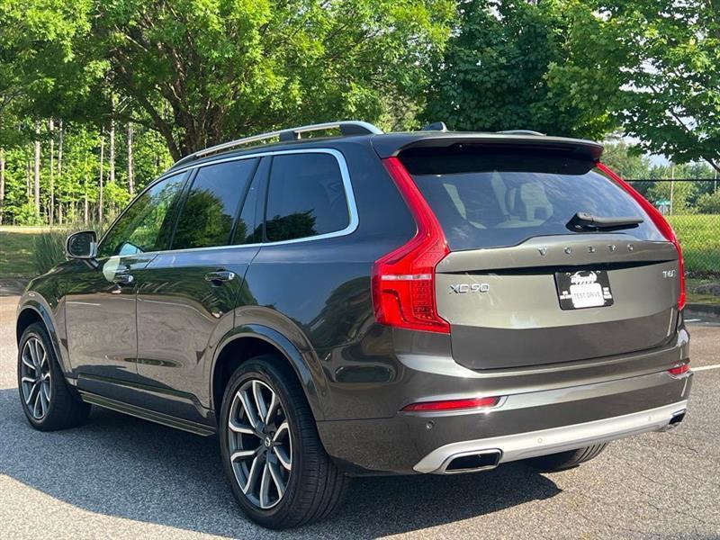 Volvo XC90 T6 AWD 7-Passenger Momentum 2018