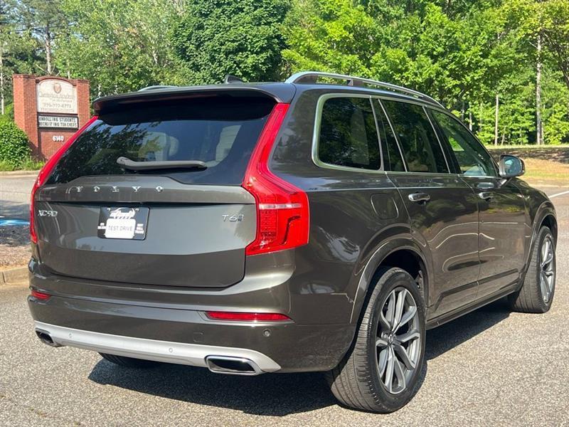 Volvo XC90 T6 AWD 7-Passenger Momentum 2018