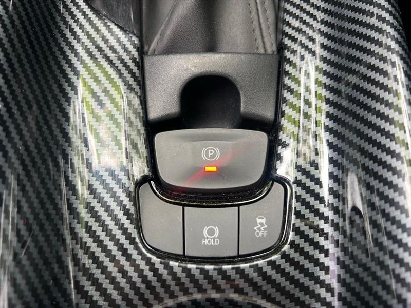 Toyota C-HR Nightshade FWD (Natl) 2021