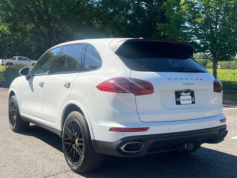 Porsche Cayenne AWD 2017
