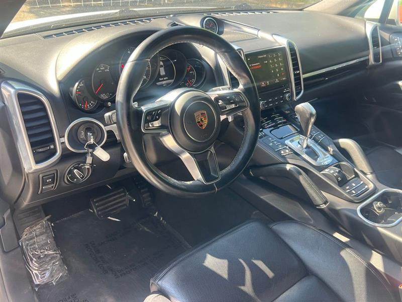 Porsche Cayenne AWD 2017
