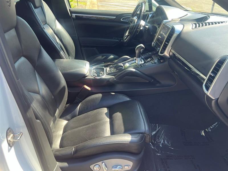 Porsche Cayenne AWD 2017