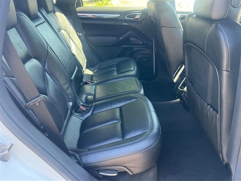Porsche Cayenne AWD 2017