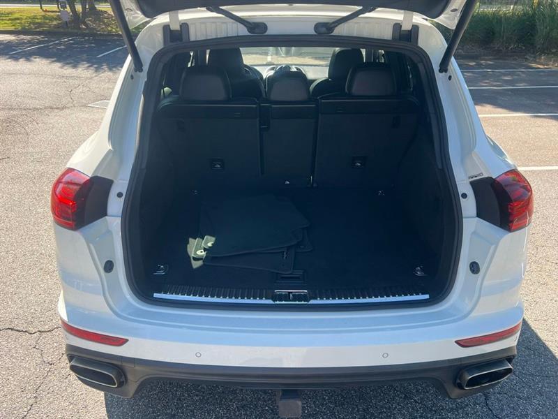 Porsche Cayenne AWD 2017