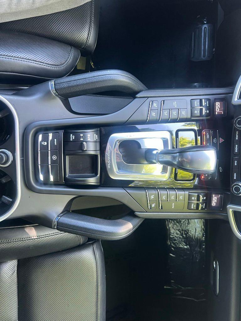 Porsche Cayenne AWD 2017