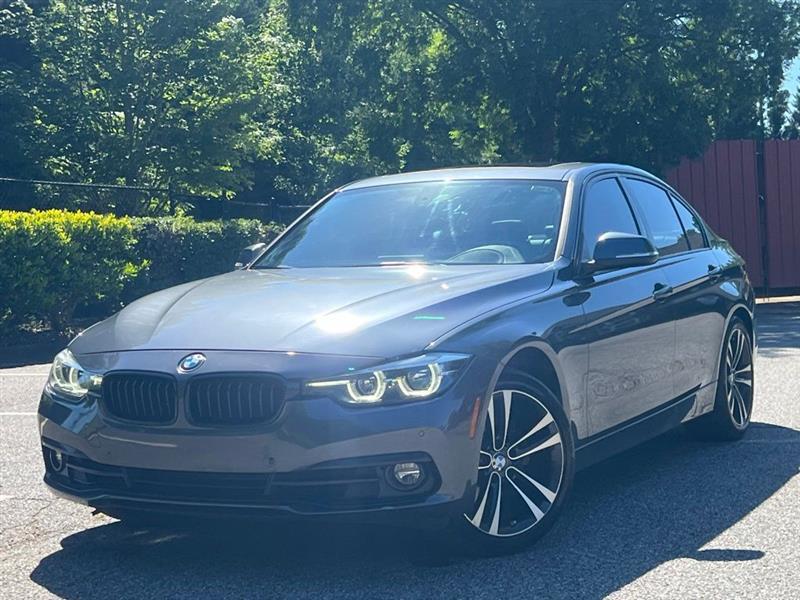 2018 BMW 3 Series 330i Sedan's photo