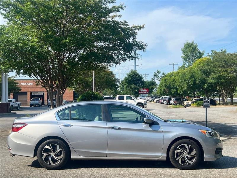 Honda Accord Sedan LX CVT 2017