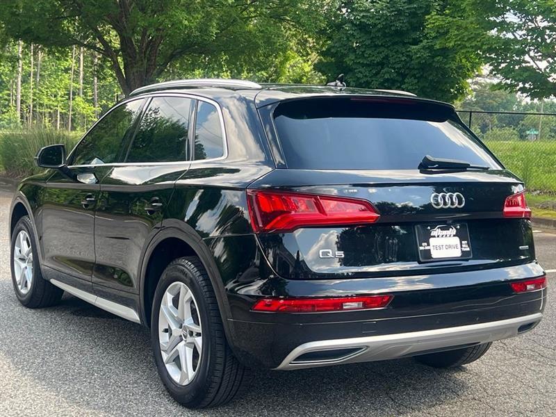 Audi Q5 Premium 45 TFSI quattro 2019