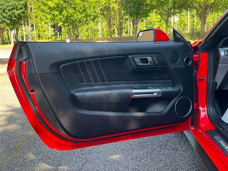 Ford Mustang EcoBoost Convertible 2019