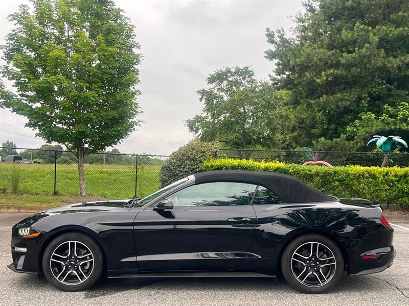 Ford Mustang EcoBoost Convertible 2020