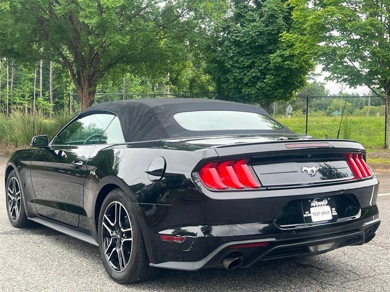 Ford Mustang EcoBoost Convertible 2020