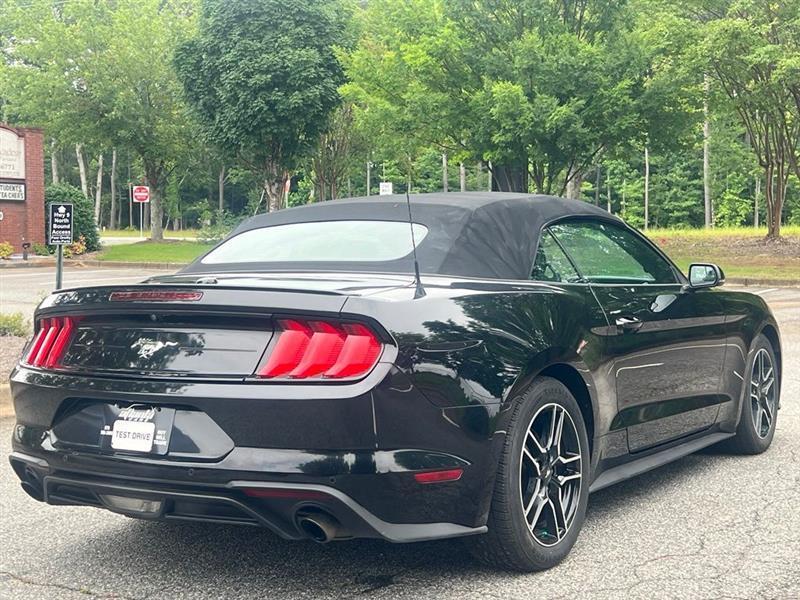 Ford Mustang EcoBoost Convertible 2020