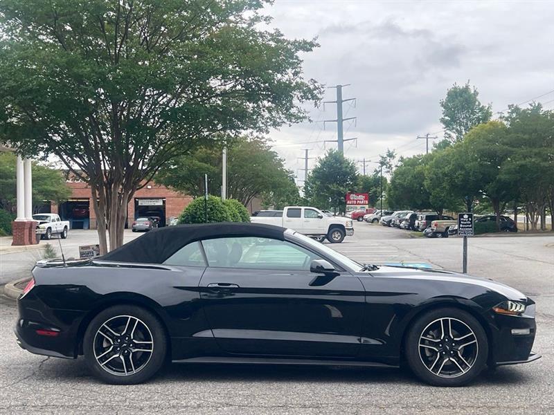 Ford Mustang EcoBoost Convertible 2020