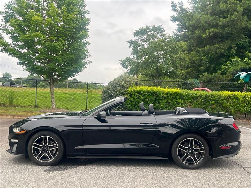 Ford Mustang EcoBoost Convertible 2020