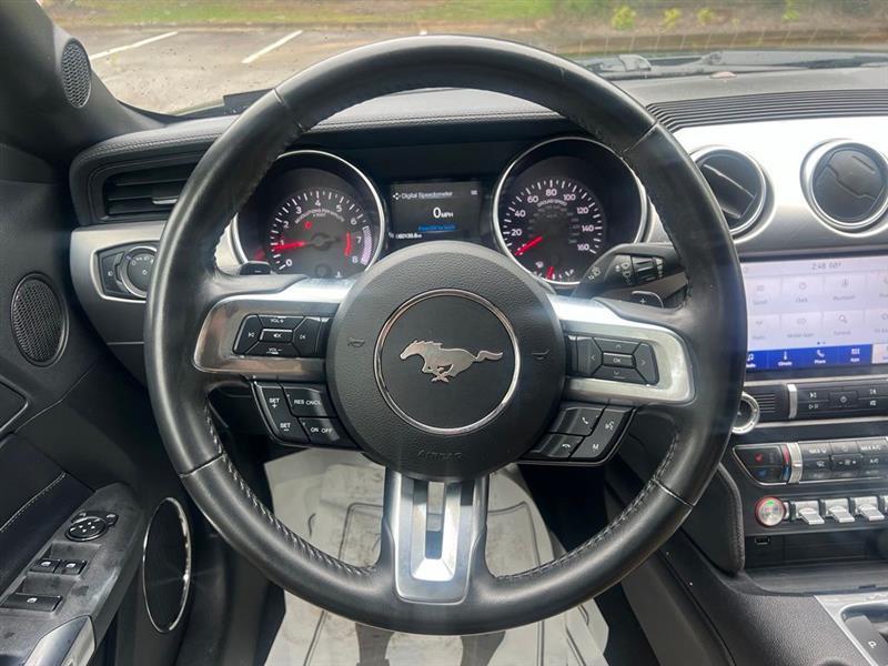 Ford Mustang EcoBoost Convertible 2020