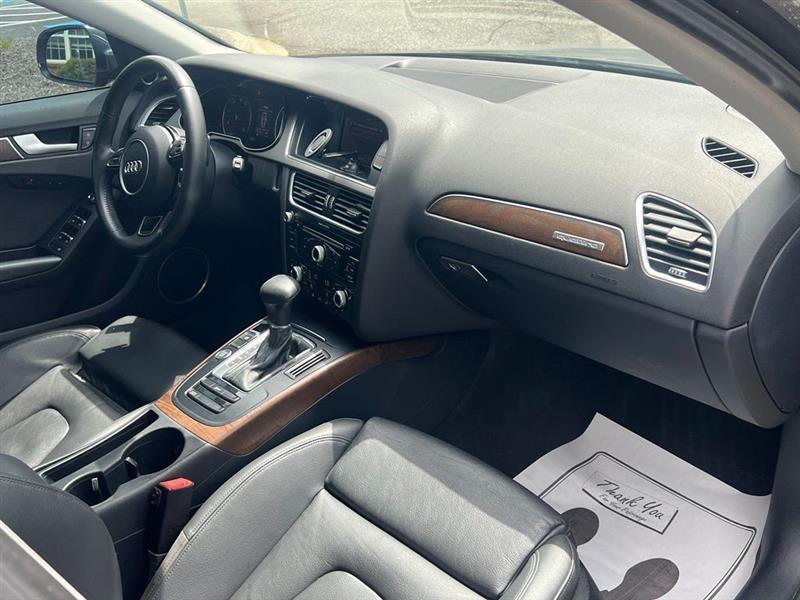 Audi A4 4dr Sdn Auto quattro 2.0T Premium Plus 2014