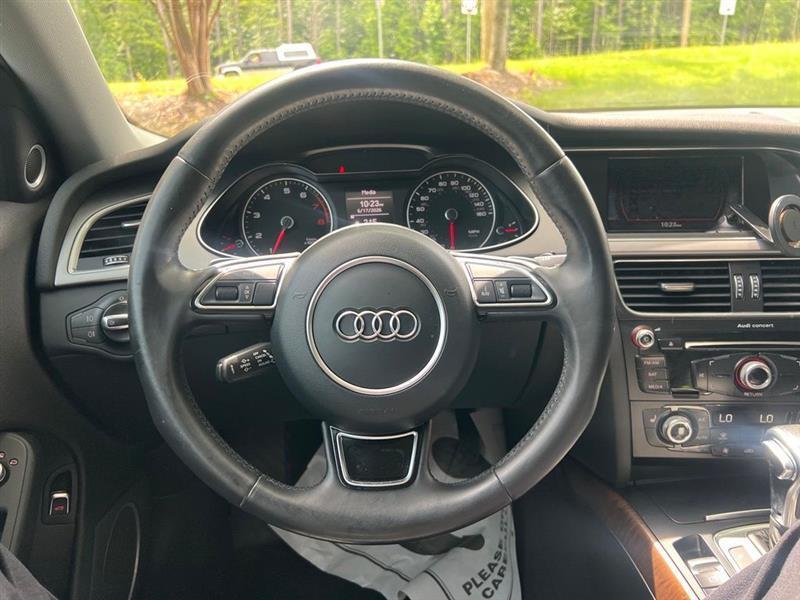 Audi A4 4dr Sdn Auto quattro 2.0T Premium Plus 2014
