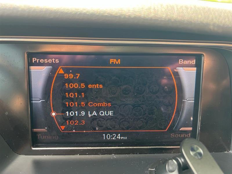 Audi A4 4dr Sdn Auto quattro 2.0T Premium Plus 2014