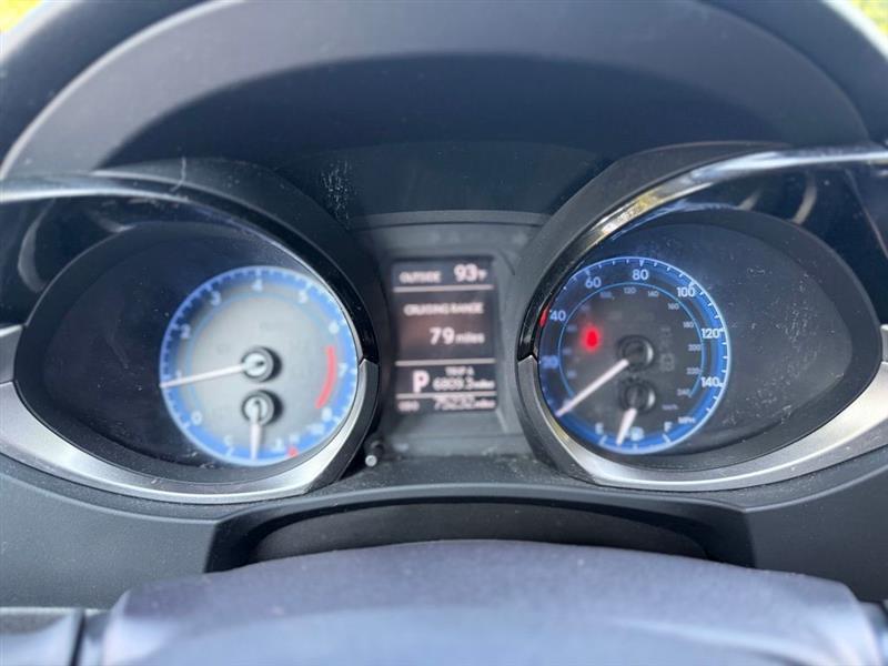 Toyota Corolla 4dr Sdn CVT LE Premium (Natl) 2015