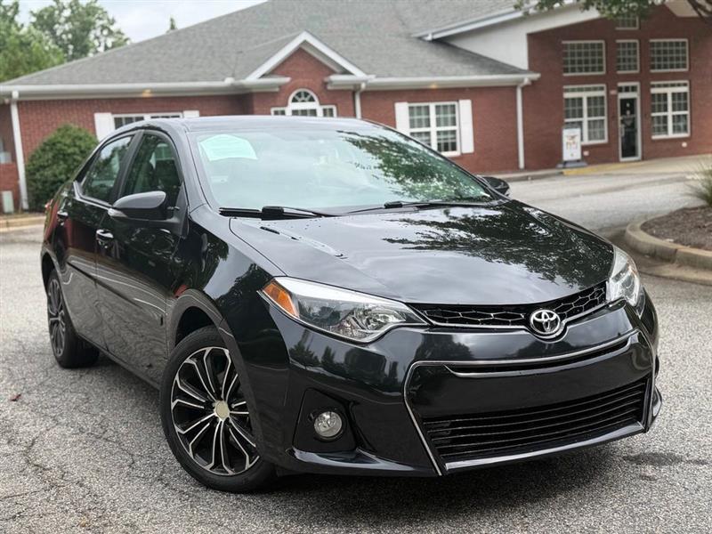 Toyota Corolla 4dr Sdn CVT LE Premium (Natl) 2015