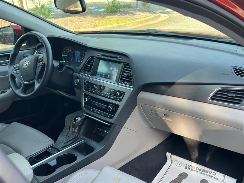 Hyundai Sonata Sport 2.4L 2017