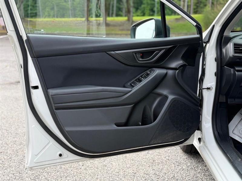 Subaru Impreza 2.0i 4-door CVT 2017
