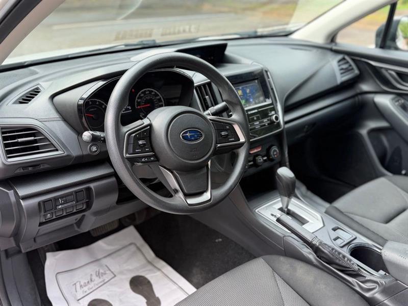 Subaru Impreza 2.0i 4-door CVT 2017