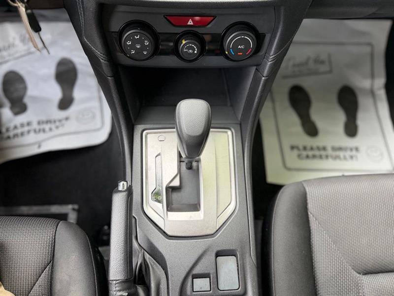 Subaru Impreza 2.0i 4-door CVT 2017