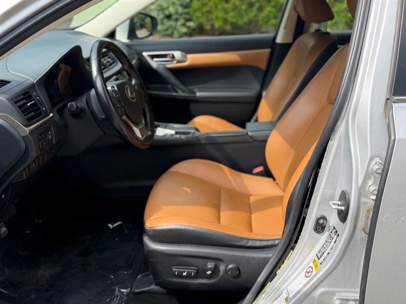 Lexus CT 200h 5dr Sdn Hybrid 2016