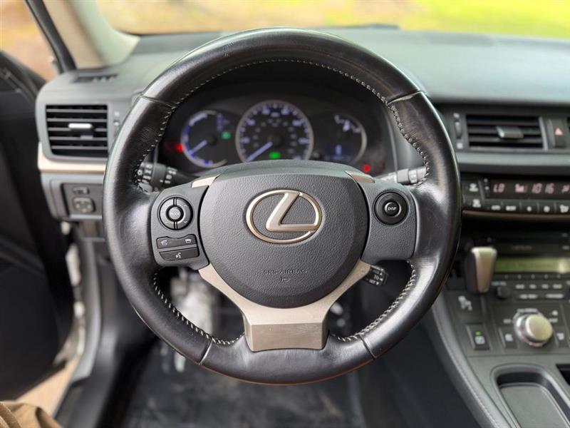 Lexus CT 200h 5dr Sdn Hybrid 2016