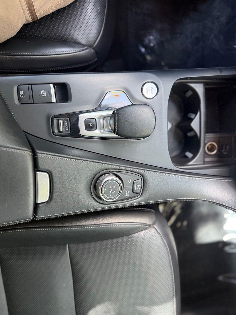 Infiniti QX50 ESSENTIAL FWD 2019