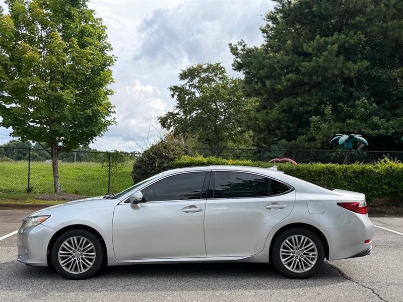 Lexus ES 350 4dr Sdn 2013