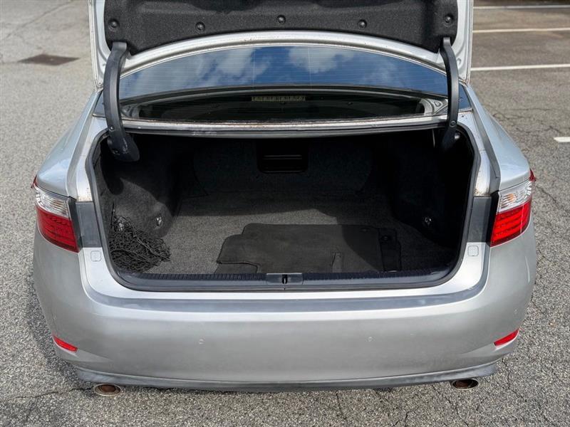 Lexus ES 350 4dr Sdn 2013