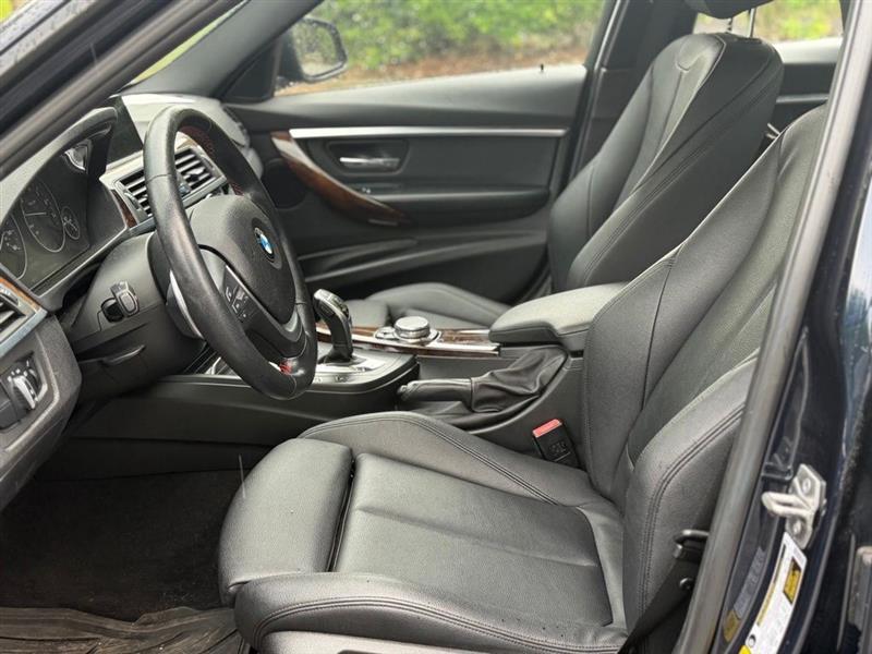 BMW 3 Series 4dr Sdn 328i xDrive AWD SULEV 2016