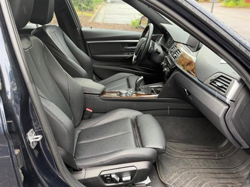 BMW 3 Series 4dr Sdn 328i xDrive AWD SULEV 2016