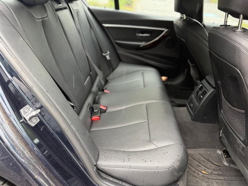 BMW 3 Series 4dr Sdn 328i xDrive AWD SULEV 2016