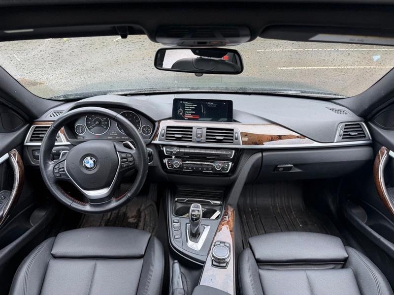 BMW 3 Series 4dr Sdn 328i xDrive AWD SULEV 2016