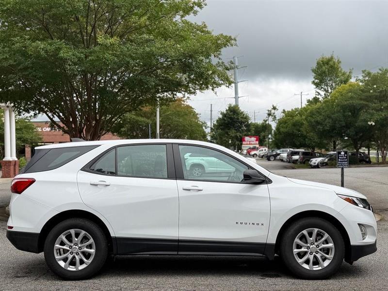 Chevrolet Equinox FWD 4dr LS w/1LS 2020