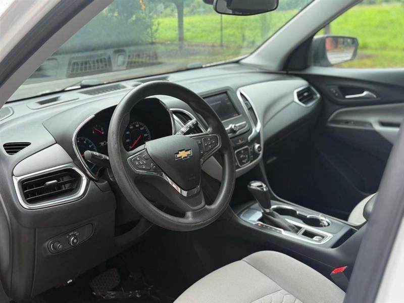 Chevrolet Equinox FWD 4dr LS w/1LS 2020