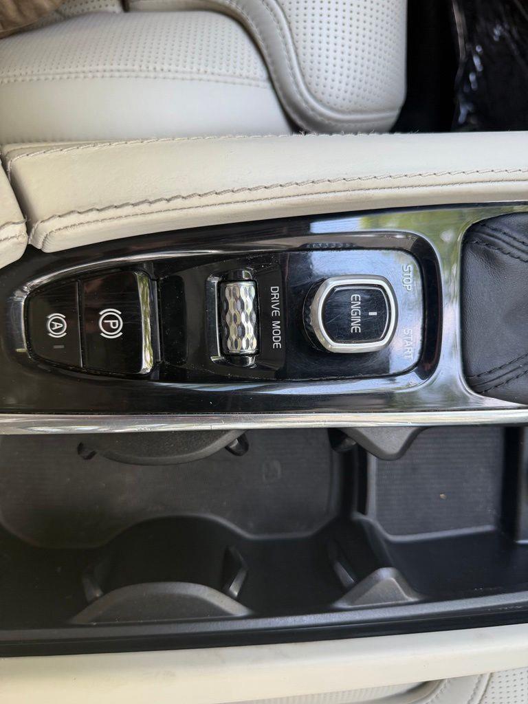 Volvo XC90 T6 AWD 7-Passenger Inscription 2017