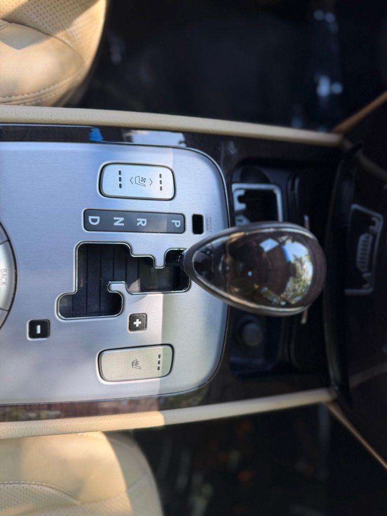 Hyundai Genesis 4dr Sdn V8 2011