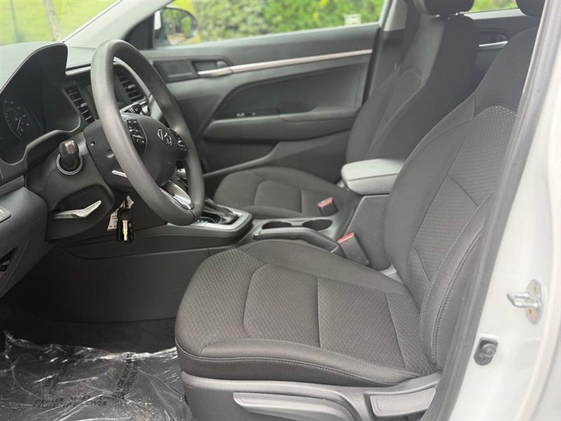 Hyundai Elantra SE Auto 2019