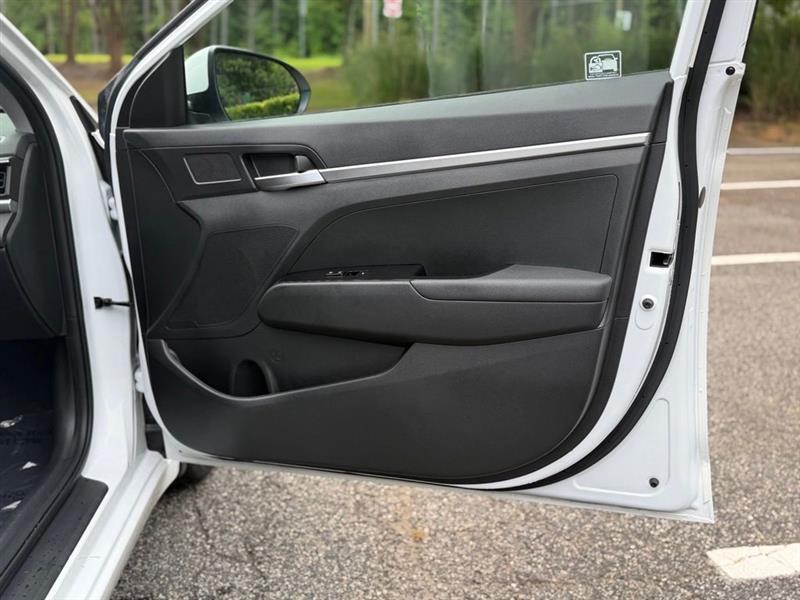 Hyundai Elantra SE Auto 2019